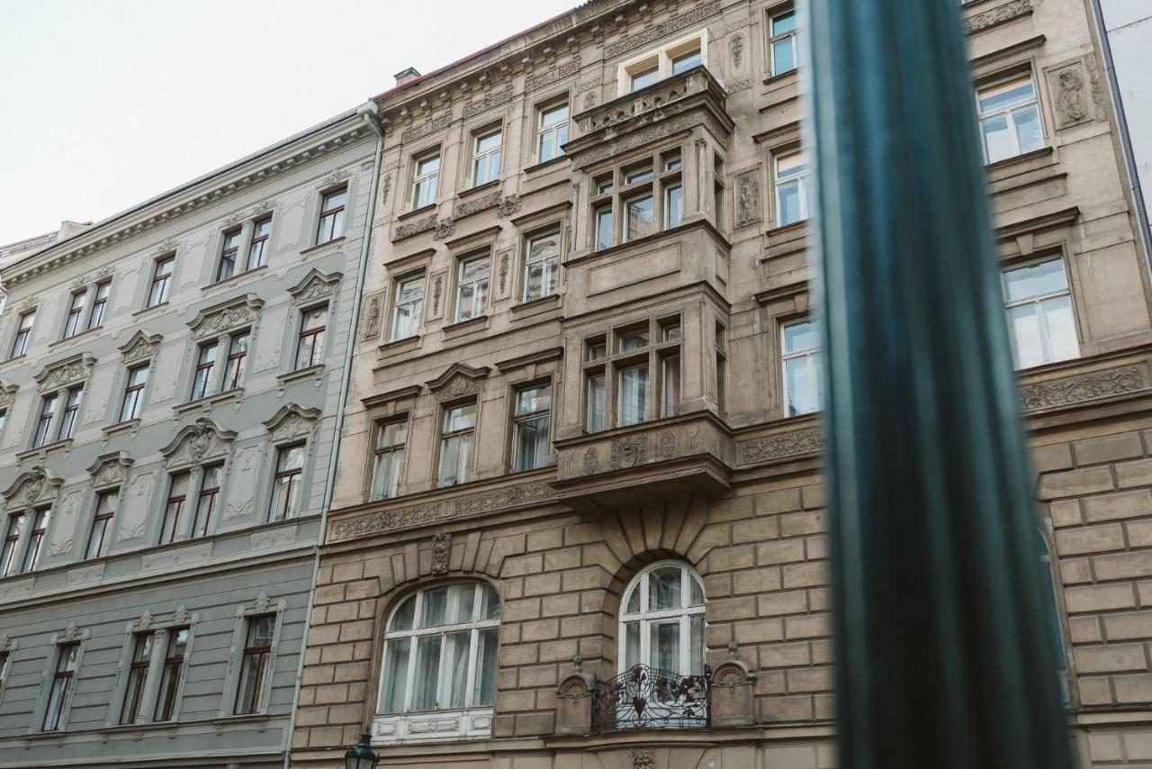 Lil Apartment With Tyn Cathedral View, Parking & Ac Prague Exterior photo